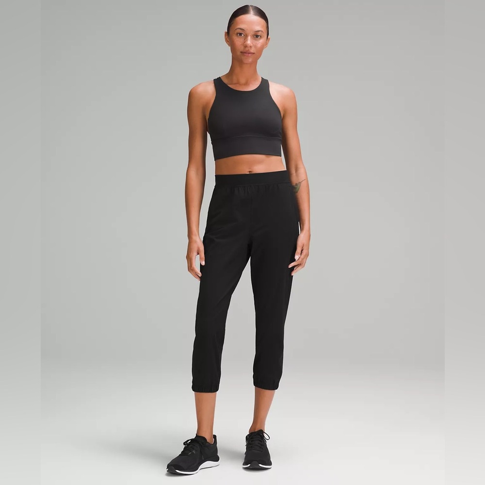 Lululemon adapted state high rise cropped jogger pants black size 8 with pockets - Picture 2 of 9